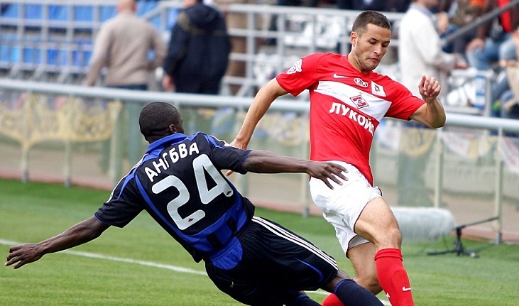 Trực tiếp Saturn Ramenskoye vs Sakhalinsk: Công trường ngổn ngang