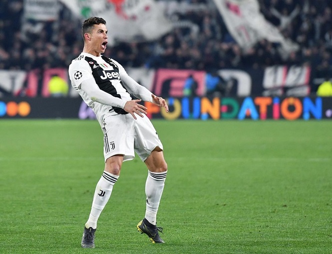 Cú hat-trick của Ronaldo ở Cúp C1 được UEFA nhắc lại kỷ niệm Cú hat-trick của Ronaldo ở Cúp C1 được UEFA nhắc lại kỷ niệm