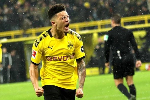 Sancho tuổi 20 đạt số bàn thắng chỉ sau Messi và 2 cầu thủ khác