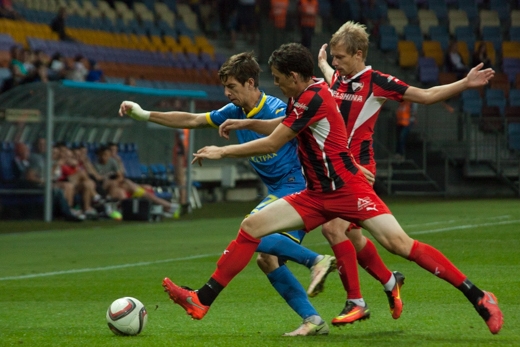 Nhận định Torpedo Zhodino vs Belshina Bobruisk, 22h00 ngày 27/3, VĐQG Belarus