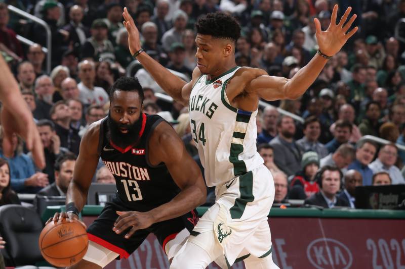 Ai khiến Giannis Antetokounmpo cảm thấy khó kèm nhất NBA?