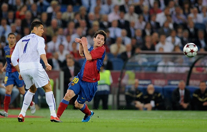 Ronaldo suýt trở thành đồng đội của Messi ở... Barca