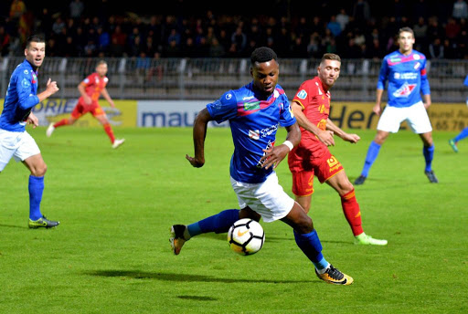 Trực tiếp Isloch Minsk vs Smolevichi: Khó khăn chờ chủ nhà