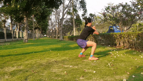 3 động tác squat bổ trợ để chạy địa hình tốt hơn của nhà vô địch 70km Vietnam Trail Marathon