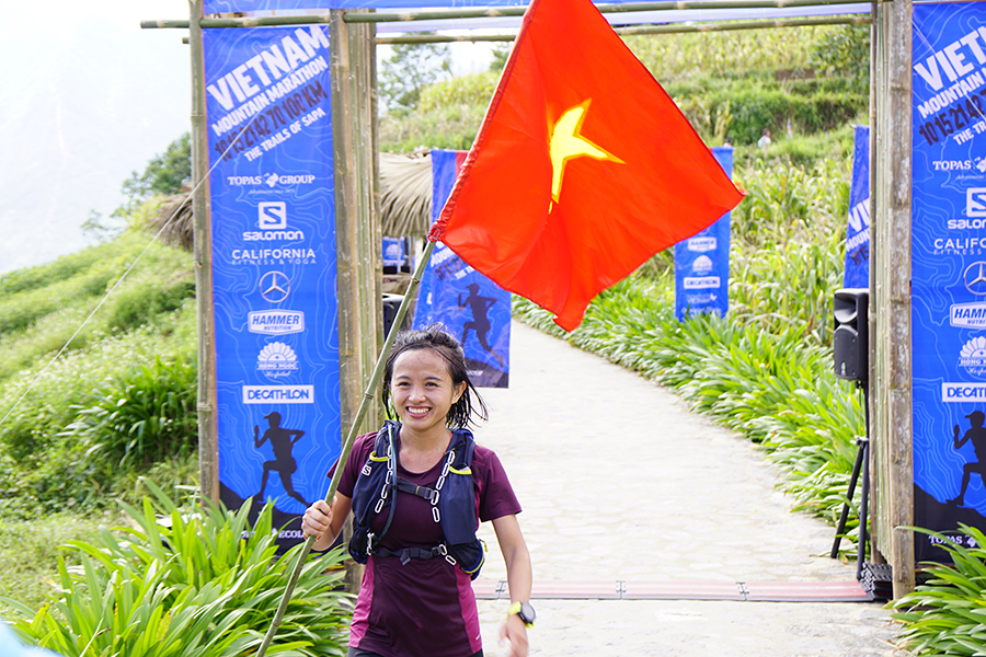3 động tác squat bổ trợ để chạy địa hình tốt hơn của nhà vô địch 70km Vietnam Trail Marathon