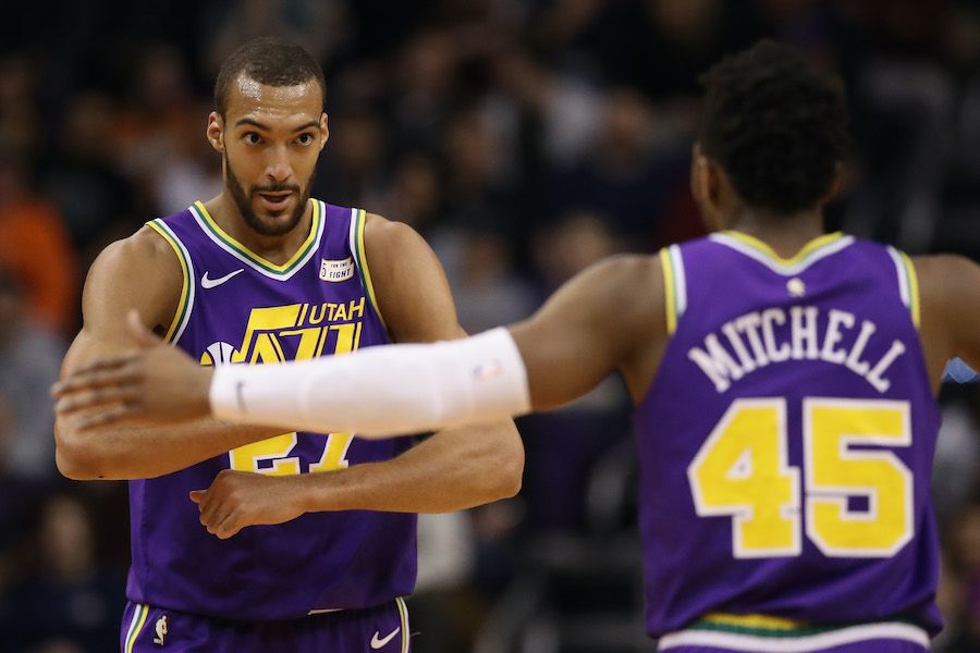 Chủ quan với COVID-19, Rudy Gobert vẫn được Utah vinh danh