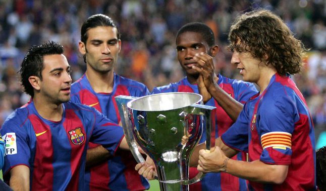 Messi giảm lương khiến các huyền thoại Barca  phản ứng như thế nào?
