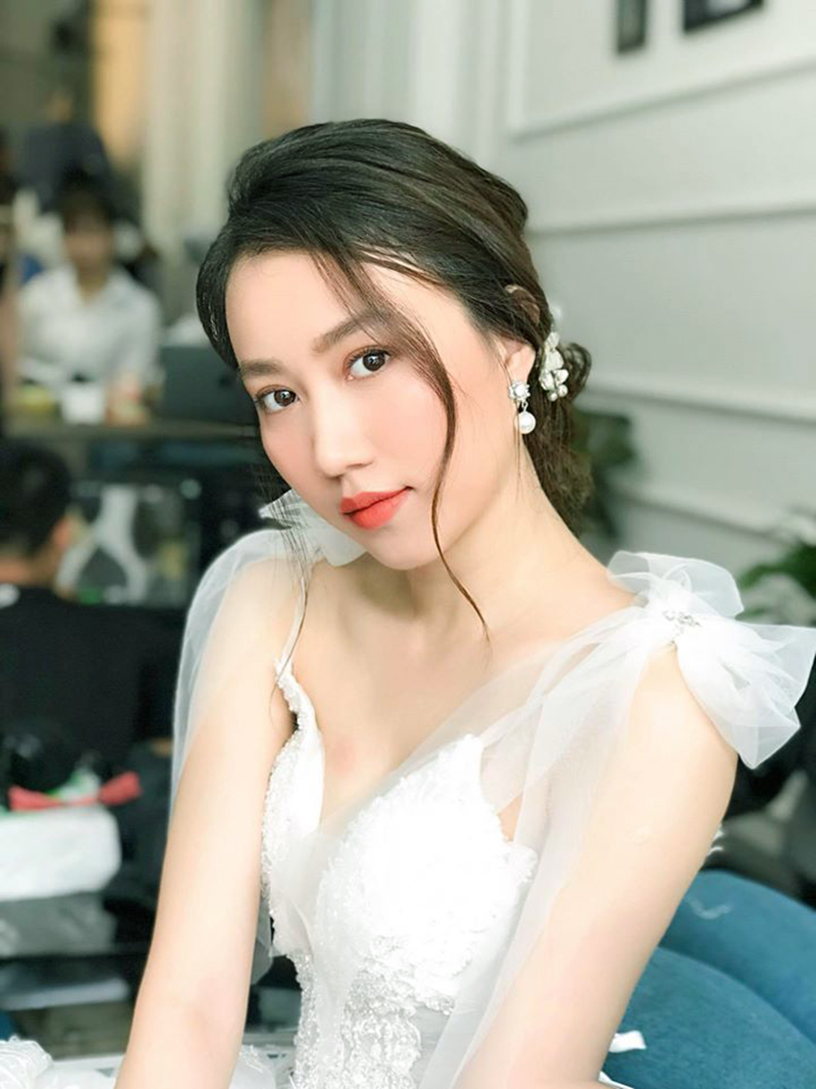 Những nàng WAGs nóng bỏng của ngôi sao bóng đá Việt 