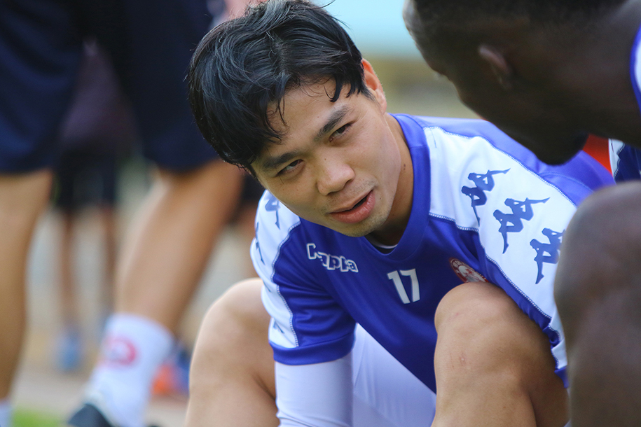 Sau Quang Hải, Công Phượng chống dịch COVID-19 cùng AFC 