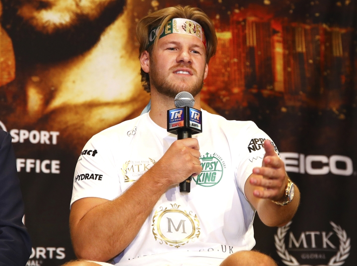 HLV cũ của Tyson Fury "nhắc nhẹ" Fury nên cẩn thận ở trận tái đấu tiếp theo với Wilder