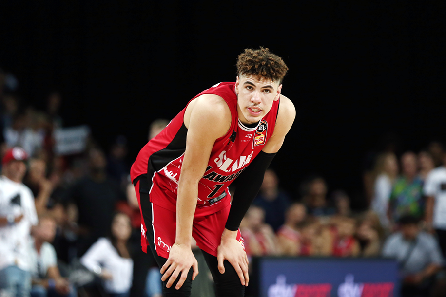 LaMelo Ball thu hút rất nhiều sự chú ý, nhưng tài năng của PG này như thế nào?