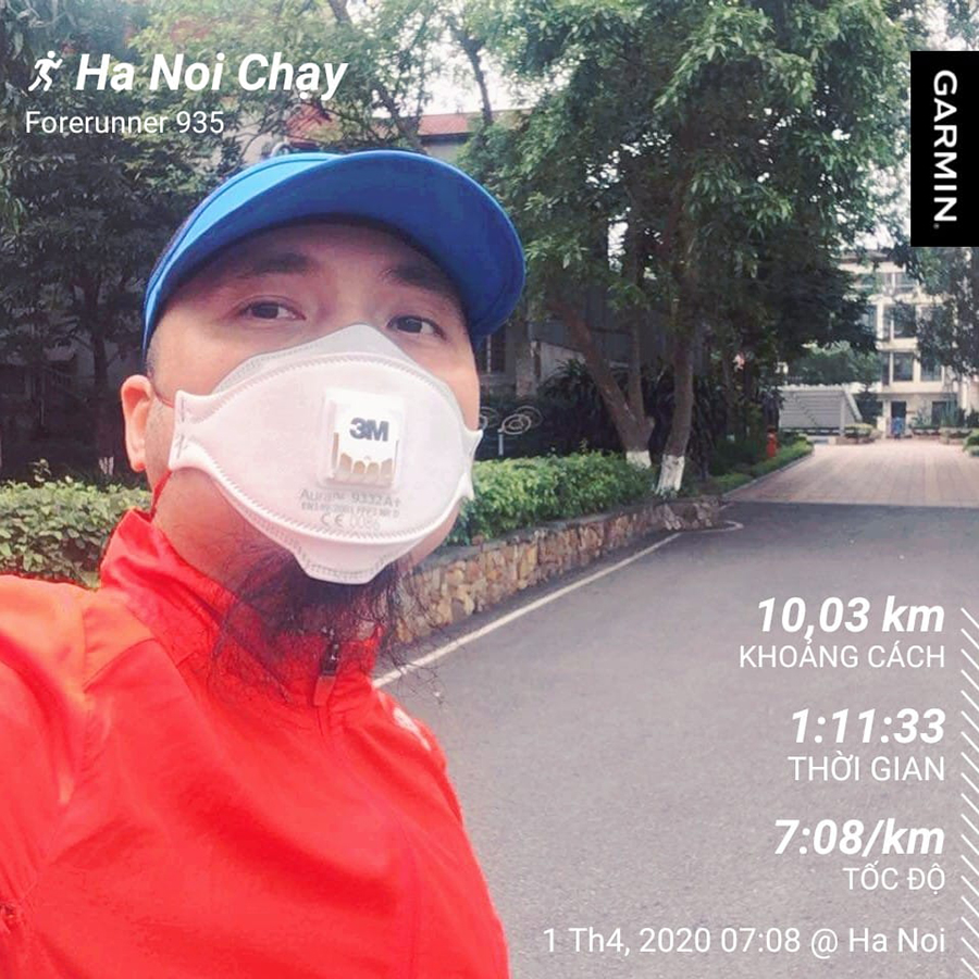 Những thông điệp ý nghĩa, độc đáo của dân chạy phong trào mùa dịch COVID-19