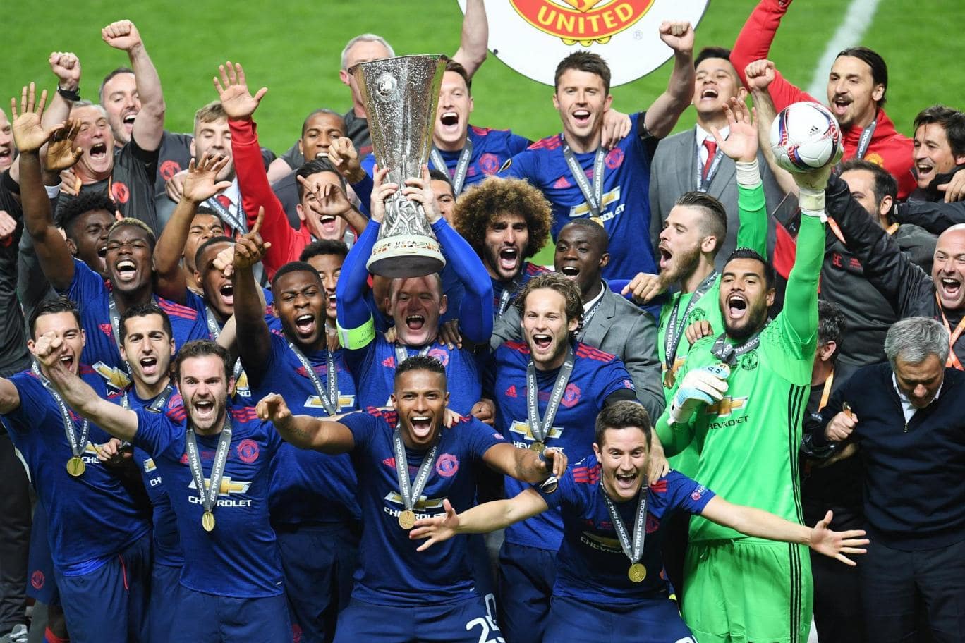 MU giành bao nhiêu danh hiệu thời kỳ hậu Sir Alex?
