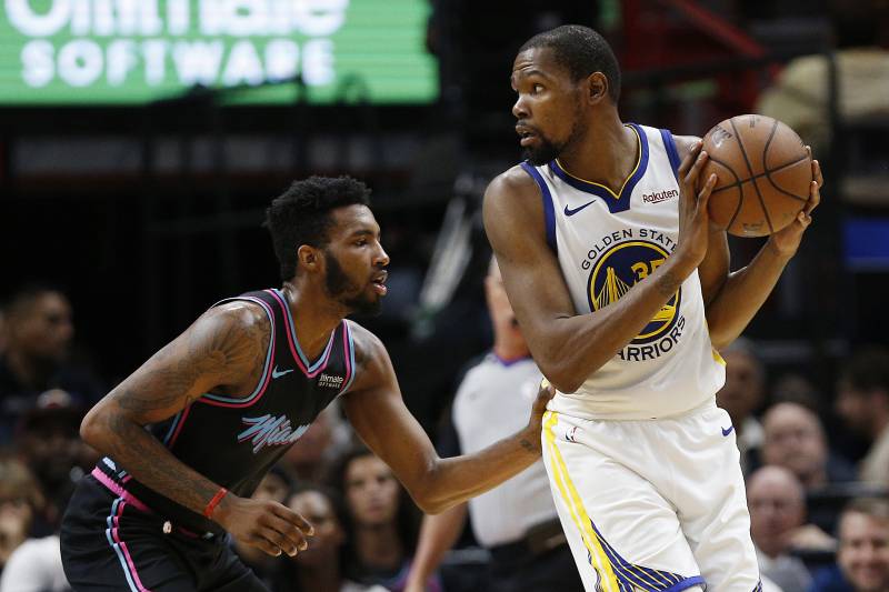 Kevin Durant thua sập hầm ngay Vòng 1 giải NBA 2K Player Tournament