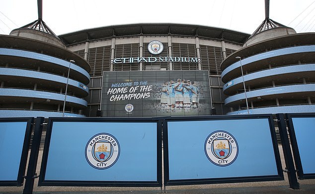 Tin bóng đá mùa COVID-19 5/4: Man City trả lương bất ngờ vào mùa COVID-19