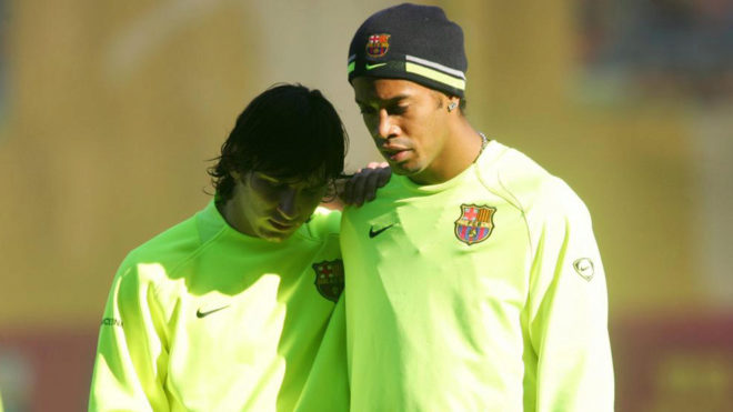 Ai đã “bơm” tiền giúp Ronaldinho tại ngoại? Ai đã “bơm” tiền giúp Ronaldinho tại ngoại?