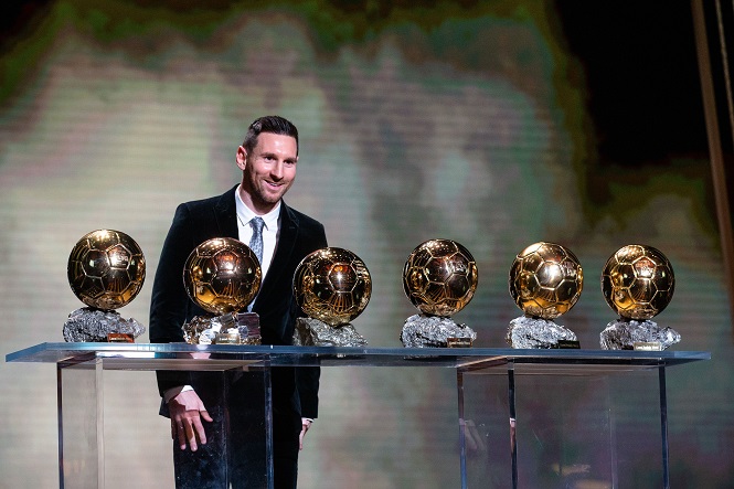 Messi dẫn đầu và vị trí gây sốc của Ronaldo khi CĐV bầu chọn Messi dẫn đầu và vị trí gây sốc của Ronaldo khi CĐV bầu chọn