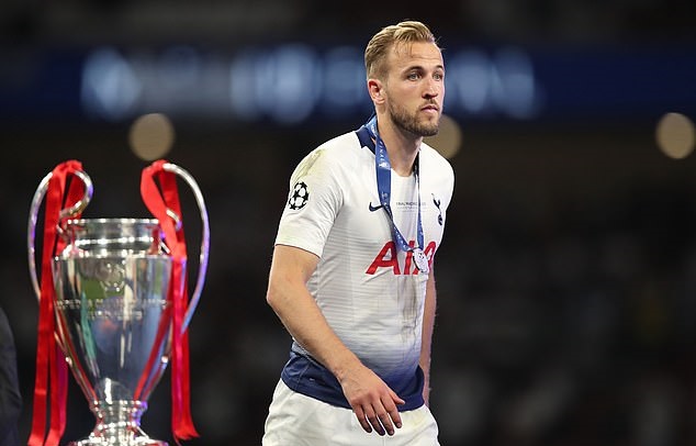 Harry Kane ghi bàn xuất sắc thế nào để sẵn sàng chuyển đến MU? Harry Kane ghi bàn xuất sắc thế nào để sẵn sàng chuyển đến MU?