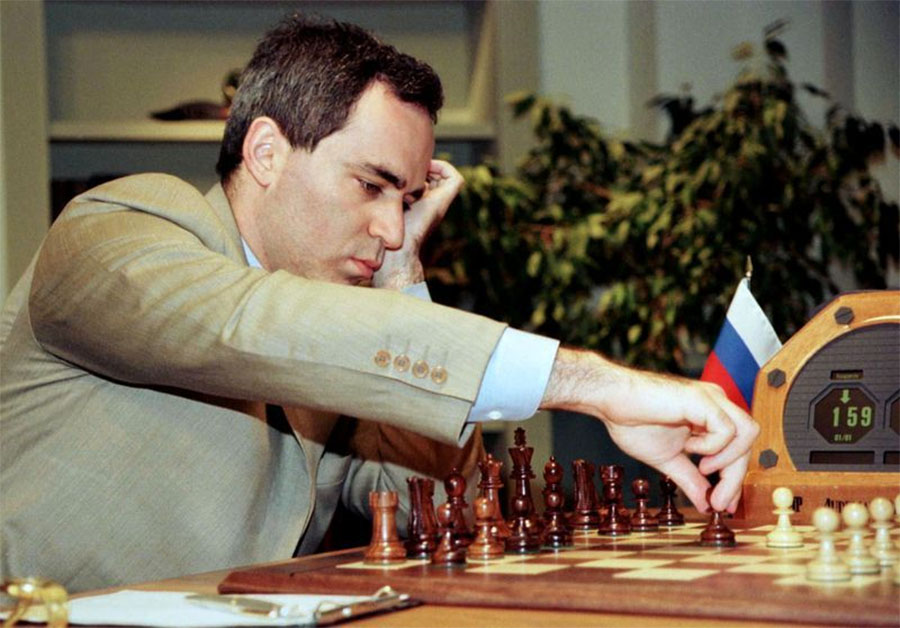 Hồ sơ lịch sử thế thao: Ngày 13/4/1963, Vua cờ Garry Kasparov xuất thế!