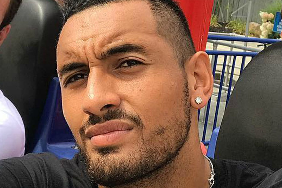 Sao tennis Úc Nick Kyrgios cung cấp thức ăn cho nạn nhân COVID-19