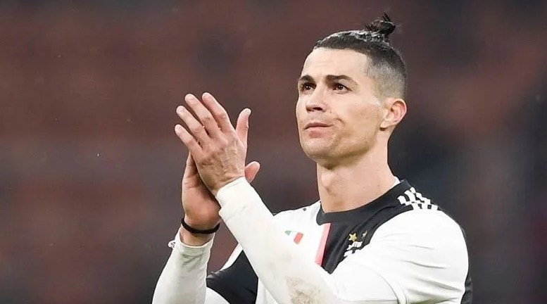 Ronaldo hào phóng ủng hộ cho cộng đồng "đá phủi" ở Bồ Đào Nha