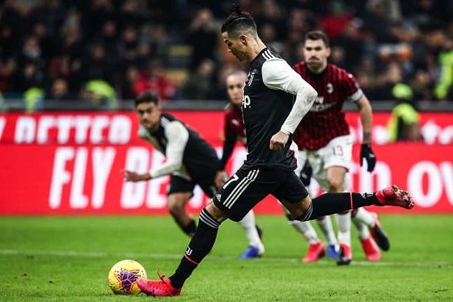 Lương của Ronaldo bao nhi&ecirc;u 1 th&aacute;ng sau khi t&iacute;nh ra tiền Việt?