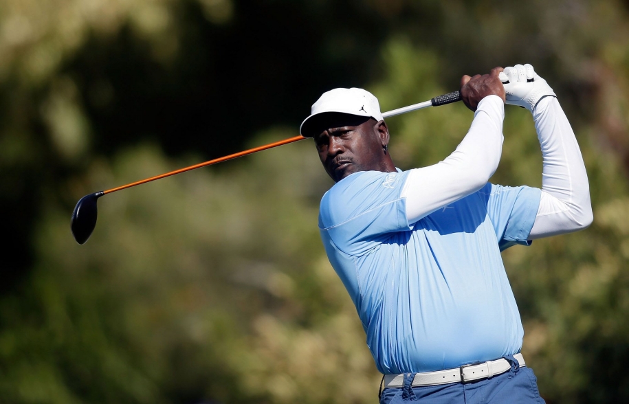 Michael Jordan từng cho Tổng thống Mỹ leo cây để đi chơi với ... ông trùm
