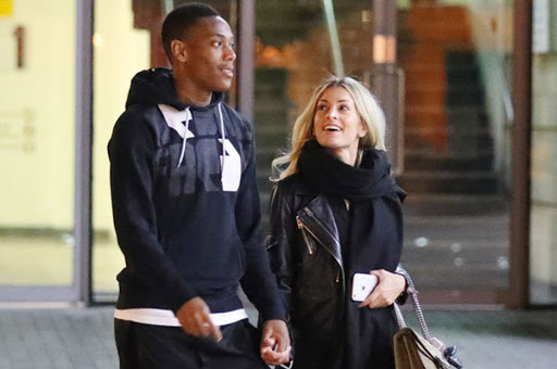 Vẻ đẹp mê mẩn của bạn gái tiền đạo Anthony Martial