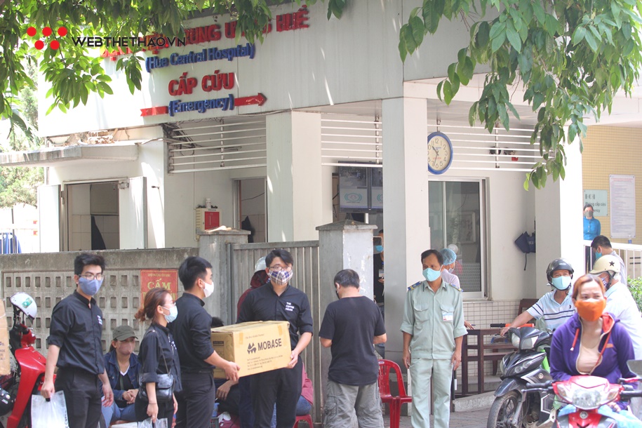 The Coffee House “Cảm ơn” y, bác sĩ Bệnh viện Trung ương Huế The Coffee House “Cảm ơn” y, bác sĩ Bệnh viện Trung ương Huế