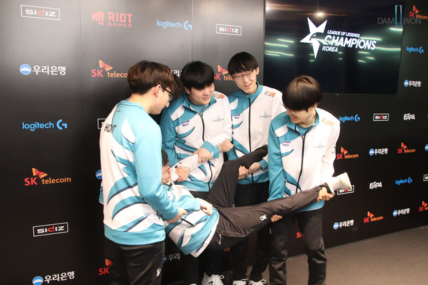 Kết quả Playoffs LCK Mùa Xuân 2020 hôm nay 18/4: KT gục ngã dưới tay DWG