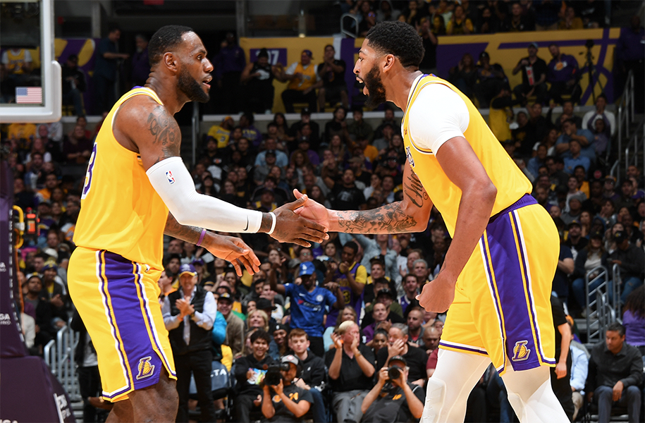 Vì sao chuyện Anthony Davis bán nhà sẽ không ảnh hưởng gì đến việc rời LA Lakers?