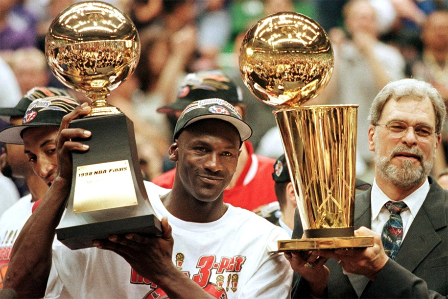 Ăn hành sân golf, bán hành sân bóng rổ: Michael Jordan và trận đấu kỷ lục NBA Playoffs Ăn hành sân golf, bán hành sân bóng rổ: Michael Jordan và trận đấu kỷ lục NBA Playoffs