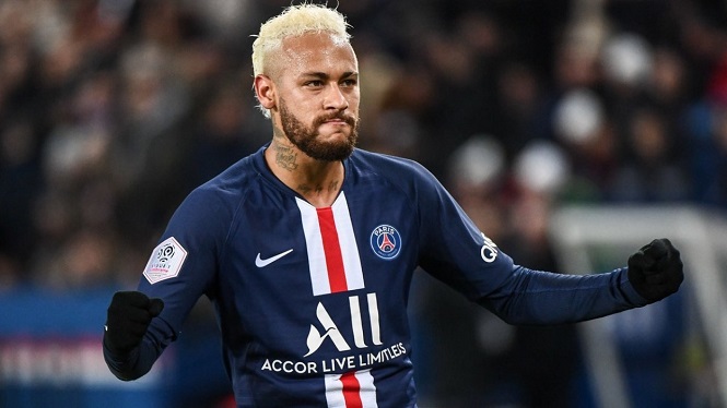 Neymar được PSG đề nghị mức lương bỏ xa Ronaldo