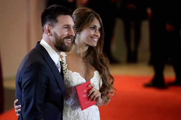 Vợ Messi Antonella Roccuzzo làm nghề gì?