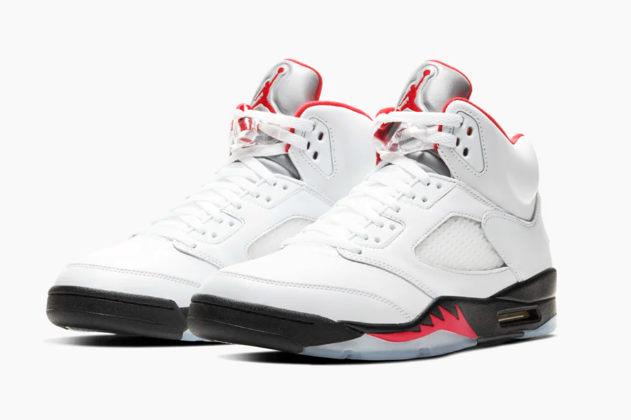 Jordan Brand tranh thủ bán giày ngay trong lúc công chiếu phim tài liệu The Last Dance