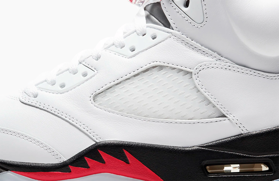 Jordan Brand tranh thủ bán giày ngay trong lúc công chiếu phim tài liệu The Last Dance