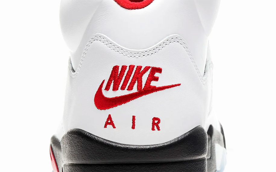 Jordan Brand tranh thủ bán giày ngay trong lúc công chiếu phim tài liệu The Last Dance