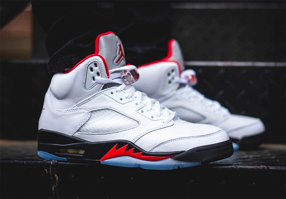 Jordan Brand tranh thủ bán giày ngay trong lúc công chiếu phim tài liệu The Last Dance