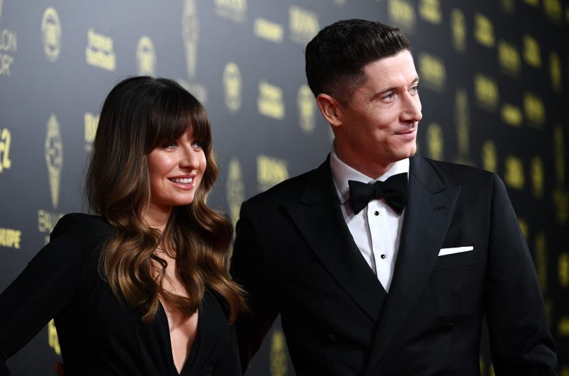 Tiền đạo Robert Lewandowski sợ vợ tới mức nào?