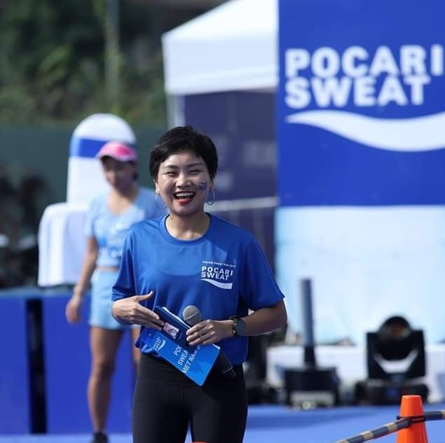 MC giải chạy phong trào tiết lộ bí quyết giữ dáng chuẩn sau gần một tháng cách ly xã hội MC giải chạy phong trào tiết lộ bí quyết giữ dáng chuẩn sau gần một tháng cách ly xã hội