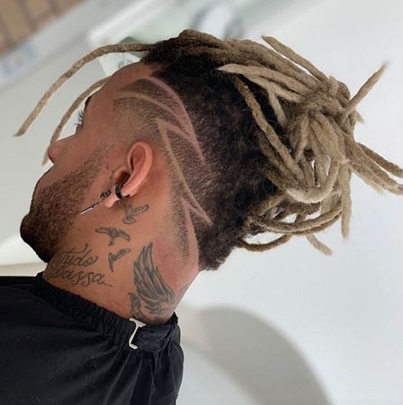Neymar thay đổi kiểu tóc nhiều hơn số bàn thắng ghi được