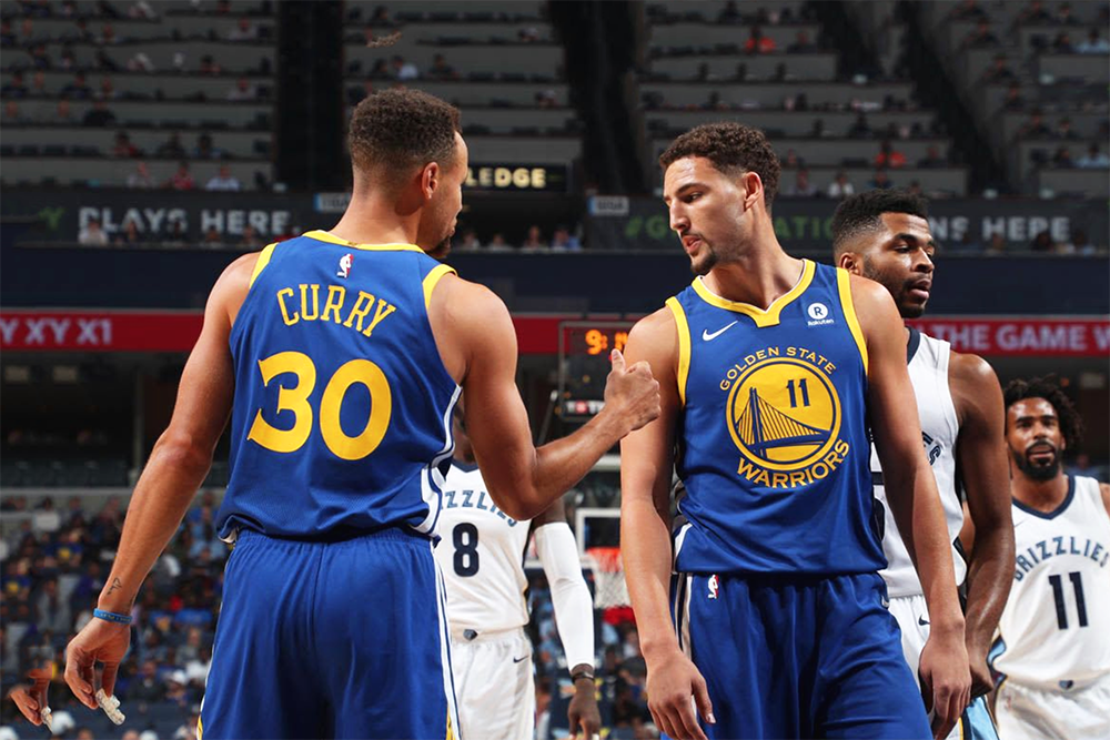 Vì sao Stephen Curry và Klay Thompson được gọi là 'Splash Brothers'?