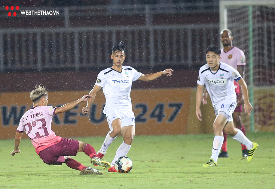 V.League, thay đổi hay tiếp tục thụt lùi?