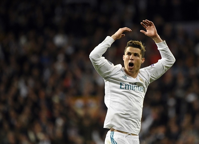Xếp hạng 10 kỷ lục vĩ đại nhất do Cristiano Ronaldo nắm giữ Xếp hạng 10 kỷ lục vĩ đại nhất do Cristiano Ronaldo nắm giữ