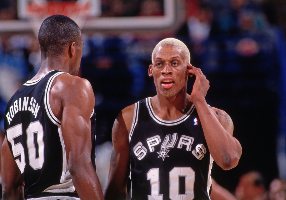 Dennis Rodman từng thoát chết nhờ ... ngủ gật