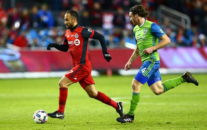 2 tài năng trẻ đá phạt tốt hơn Messi có số phận hẩm hiu ở Barca