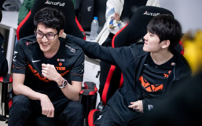 SofM cũng là nạn nhân của thương vụ JackeyLove?