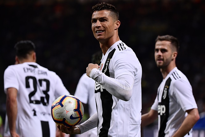 Ronaldo ghi bàn thắng thứ 600 theo cách đặc biệt tròn một năm trước