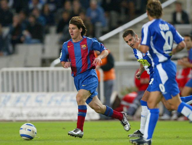Hình ảnh độc về tuổi thơ của Messi cho đến ngày ghi bàn đầu cho Barca Hình ảnh độc về tuổi thơ của Messi cho đến ngày ghi bàn đầu cho Barca