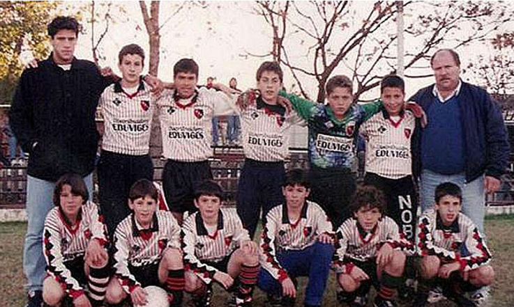 Hình ảnh độc về tuổi thơ của Messi cho đến ngày ghi bàn đầu cho Barca Hình ảnh độc về tuổi thơ của Messi cho đến ngày ghi bàn đầu cho Barca